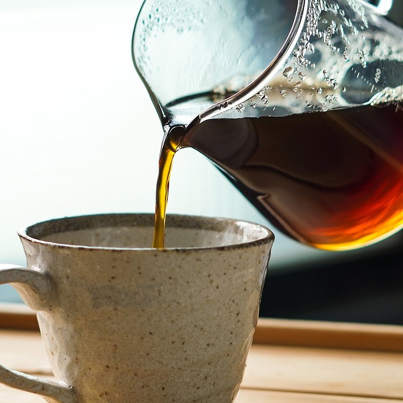 玻璃拉花奶缸 550ml 可拉花也適用公杯使用 - 咖啡杯/馬克杯 - 玻璃 透明