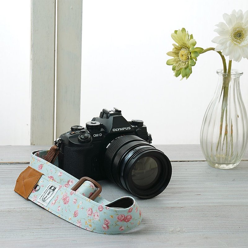 [3.5cm width] Adjustable camera strap / La Vie En Rose - Camera Straps & Stands - Cotton & Hemp Multicolor