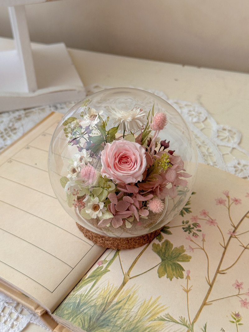 玻璃罩裡的小花園 粉嫩系 療癒擺飾 永生花 乾燥花 - 乾燥花/永生花 - 植物．花 粉紅色