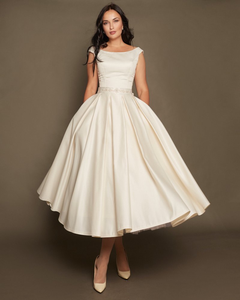 Short Satin Wedding Dress, Wedding Gown Satin, Tea Length Wedding Dress - 禮服/小禮服 - 其他材質 白色
