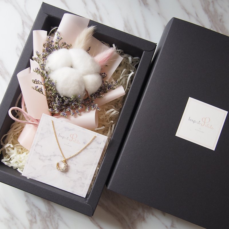 [Lovely Warm Bouquet Gift Set] Mini Dry Bouquet (Pink) + [Zircon Moon Necklace] - Necklaces - Other Metals Pink