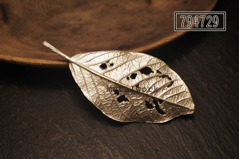 925 Sterling Silver Osmanthus Brooch - MW B1027 - เข็มกลัด/พิน - เงินแท้ สีเงิน