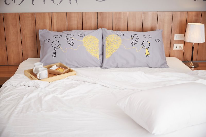 "You are the other half of my heart" Couple Pillow Case: 015 - หมอน - ผ้าฝ้าย/ผ้าลินิน สีเทา
