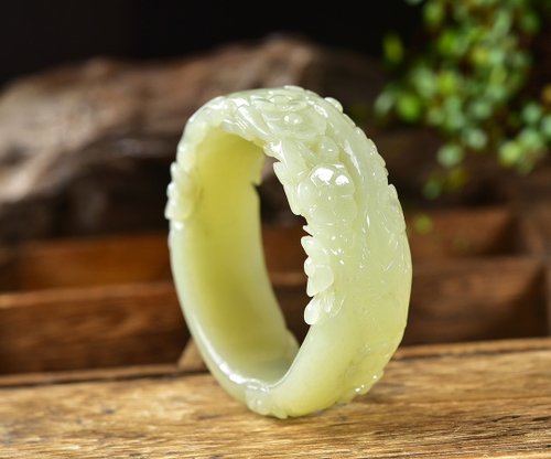 2025厳選】和田羊脂白玉の人気商品｜グローバル通販Pinkoi