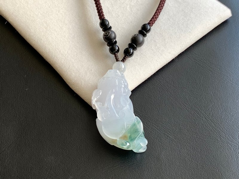 天然 玉 A貨 翡翠 冰糯種白翡飄花招財貔貅 項鍊 免費開光 手工雕 - 項鍊 - 玉石 多色