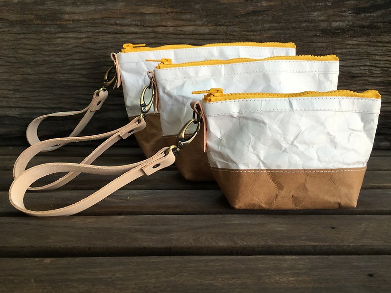 Cosmetic bag : Tyvek and Kraft paper bag - Toiletry Bags & Pouches - Paper Gold