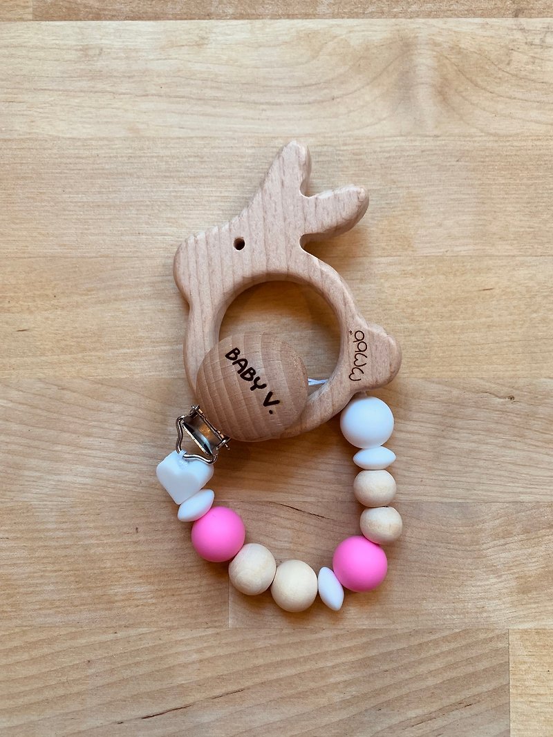 Customized Lettering Rabbit Baby Pacifier Chain Gift Box Set - เครื่องประดับ - ไม้ สีนำ้ตาล