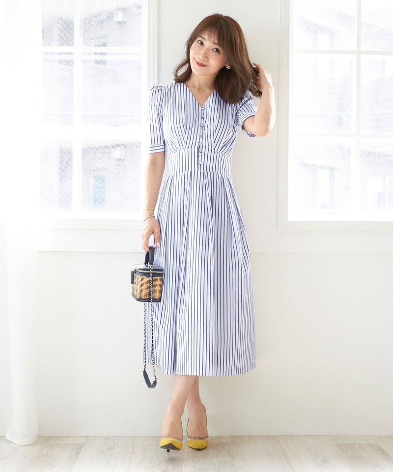 一件式條紋合身喇叭設計 / Liala x PG - 連身裙 - 棉．麻 藍色