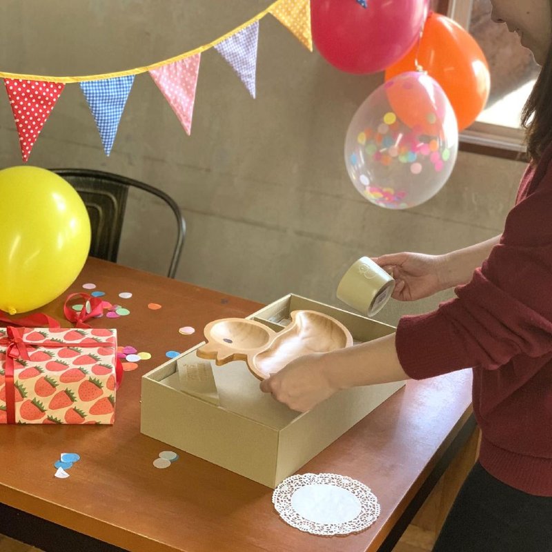 【SPICE】兒童天然木餐具禮盒(餐盤/ 馬克杯/ 叉子&湯匙)鴨子 - 寶寶/兒童餐具/餐盤 - 其他材質 多色