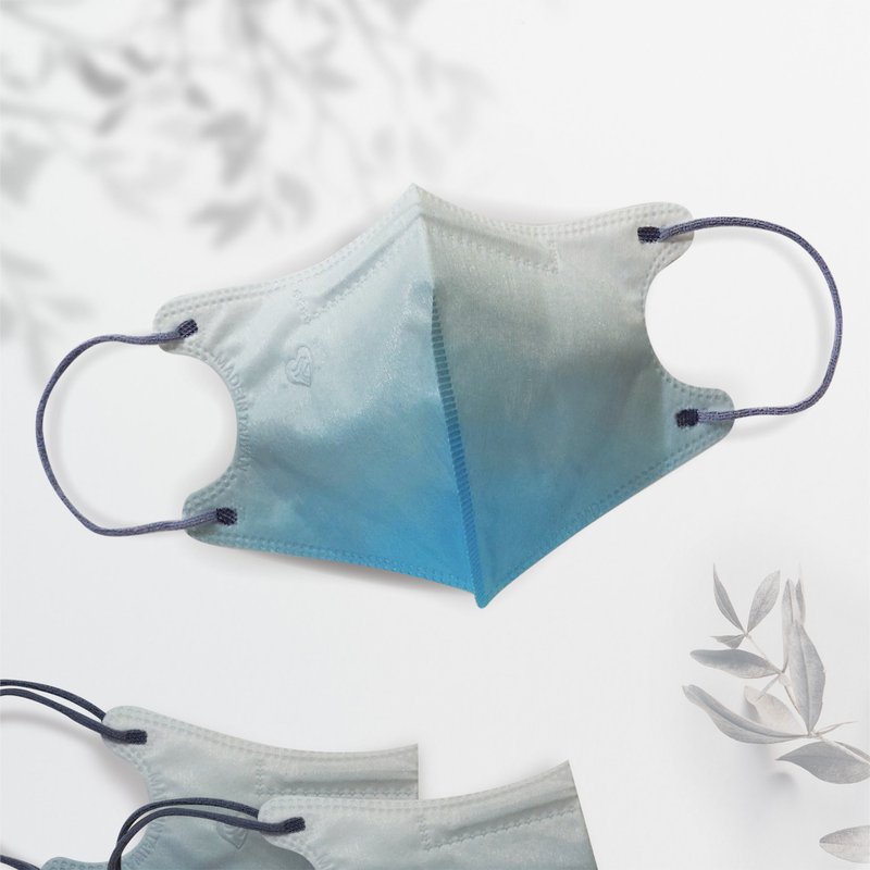 天心/醫療口罩/成人立體10入/漸層系列/極地冰霜 - 口罩/口罩收納套 - 其他材質 多色