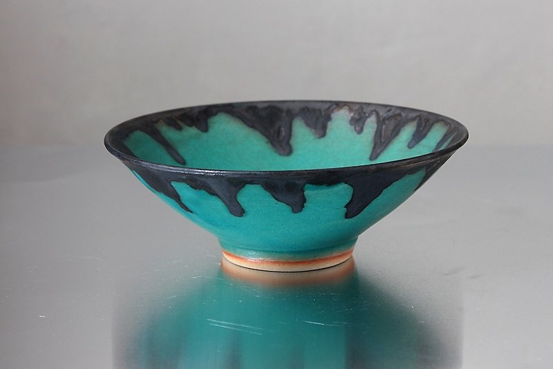 Turquoise & bronze glaze bowl (15 cm) - จานเล็ก - ดินเผา สีน้ำเงิน