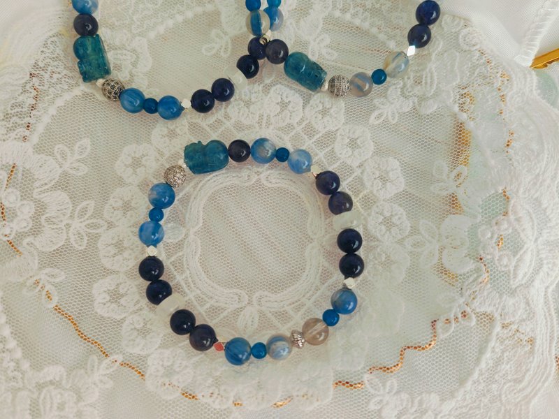 More beauty-jade blue crystal, translucent ioline, Sri Lanka moonstone - Bracelets - Crystal 