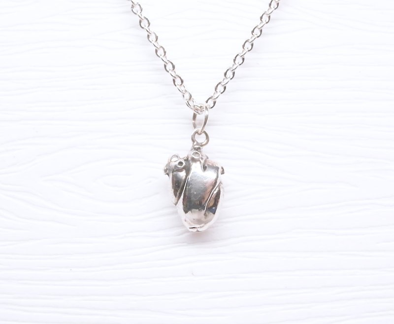 Ermao Silver[Large Series─Small Three-dimensional Heart-Necklace] Silver - Necklaces - Silver Silver