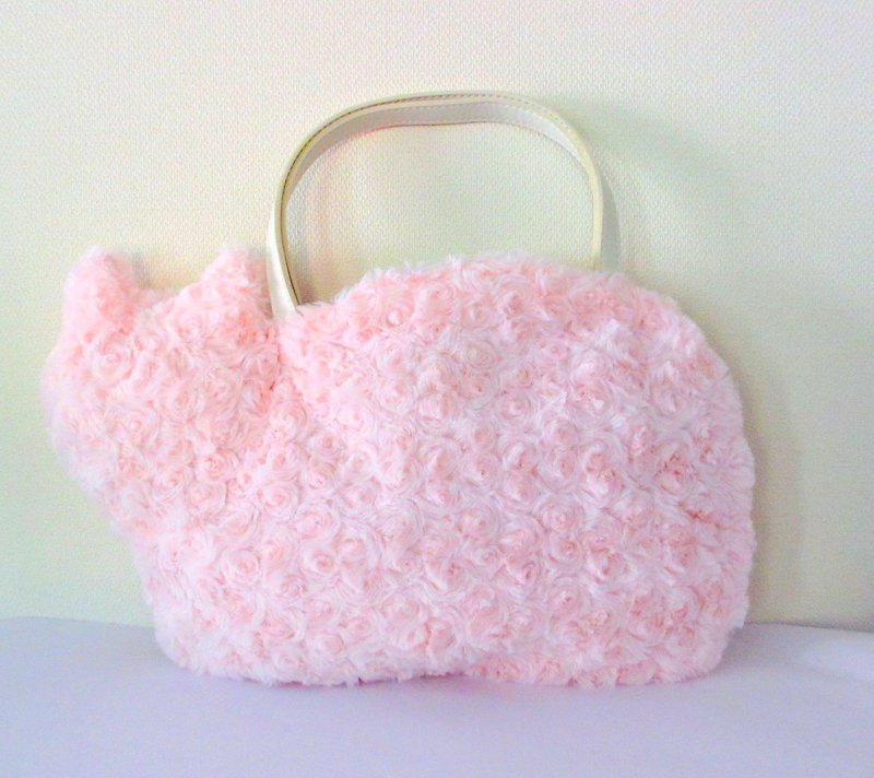 ネコのふわふわファーバッグ　ベビーピンク - 手袋/手提袋 - 棉．麻 粉紅色