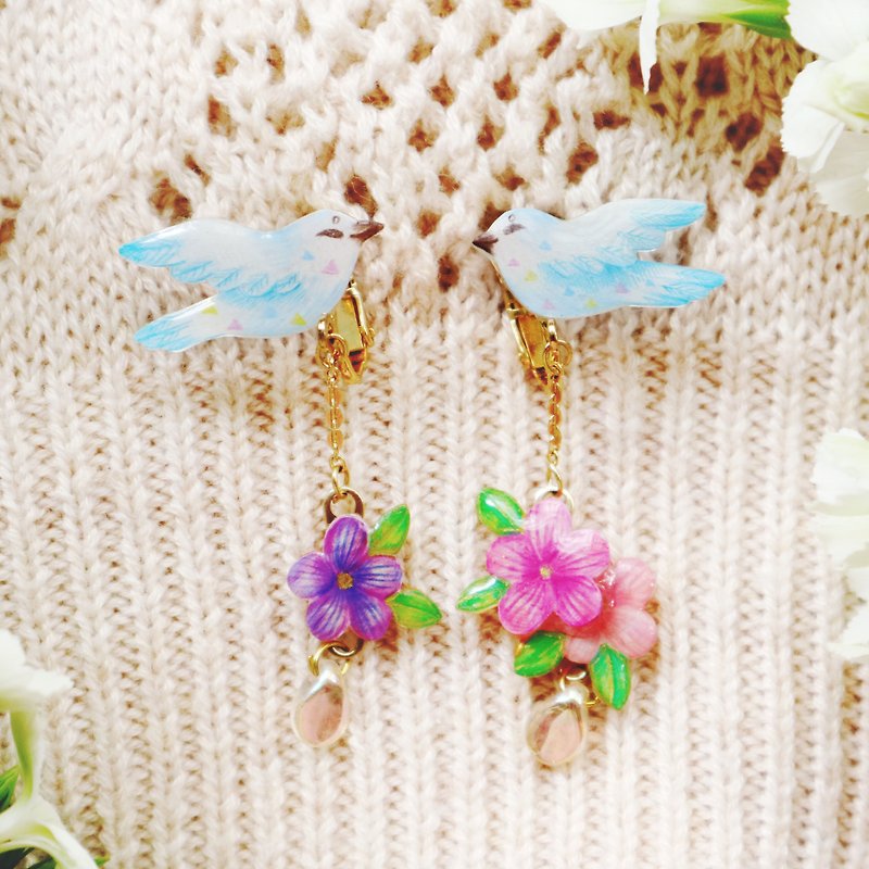 Linghe Blue Bird and Flower Earrings - ต่างหู - เรซิน 