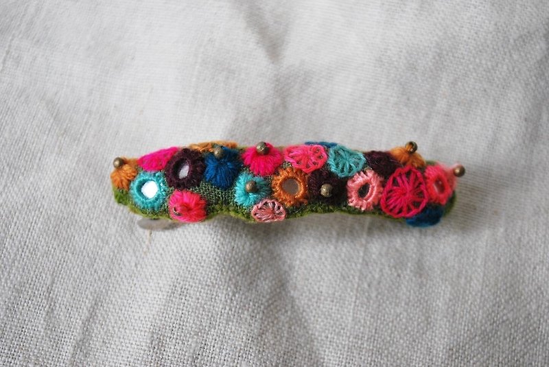 Three-dimensional colorful barrette with mirror embroidery - Hair Accessories - Thread Multicolor
