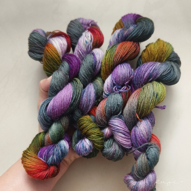 lufi hand-dyed merino wool sock thread 50g - เย็บปัก/ถักทอ/ใยขนแกะ - ขนแกะ 