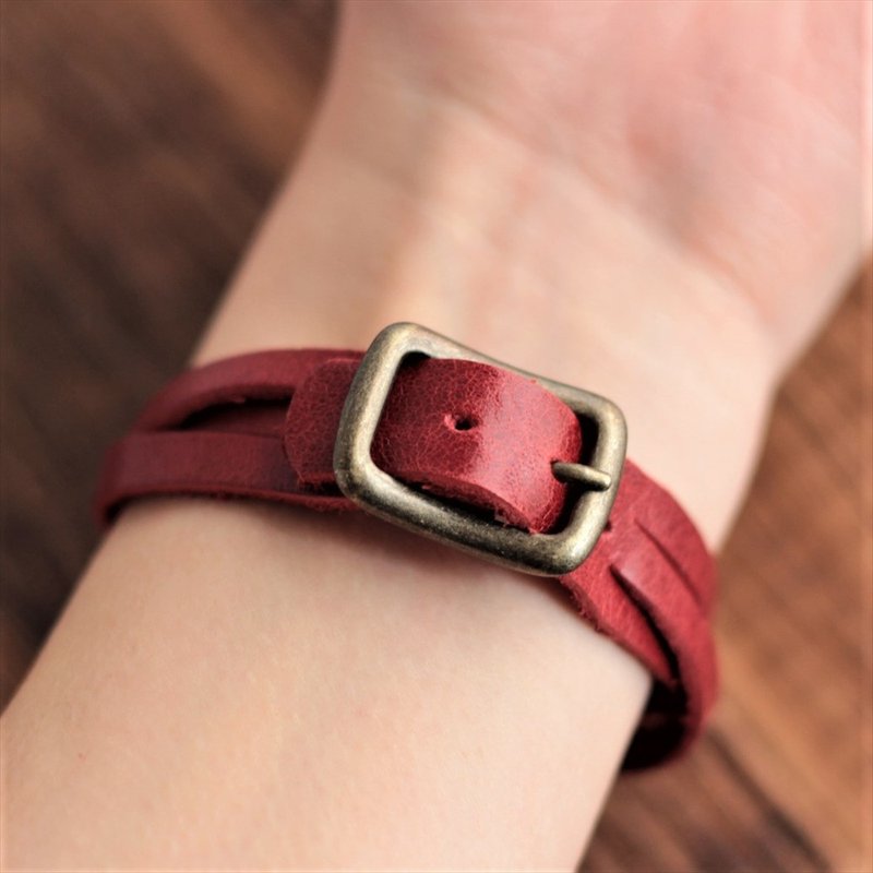 Braided bracelet / Soft leather that easily wears / Buckle style, unisex / Made in Japan / ac-23 [Customizable gift] - Bracelets - Genuine Leather Orange