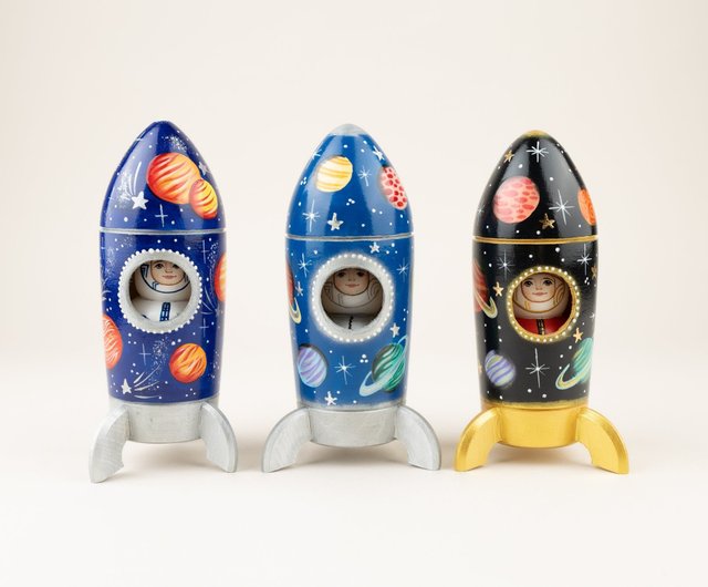 宇宙船の木のおもちゃ|かわいい宇宙飛行士とロケット船|子供のための木のおもちゃ - ショップ FirebirdWorkshop 知育玩具・ぬいぐるみ  - Pinkoi