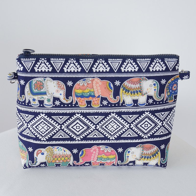 Dark blue elephant zipper chain bag - Messenger Bags & Sling Bags - Cotton & Hemp 