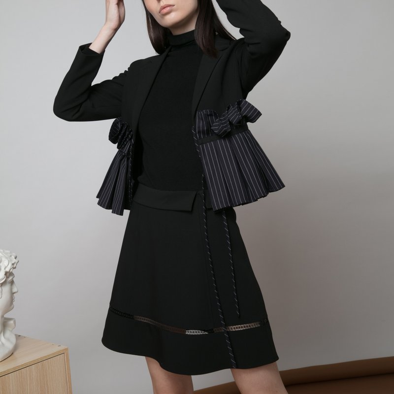 FW19黑色鑽空蕾絲下身短裙-香港原創品牌Lapeewee - 裙子/長裙 - 其他人造纖維 黑色