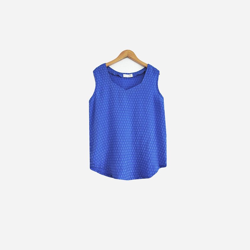 Dislocated vintage / geometric sleeveless vest no.687 vintage - เสื้อกั๊กผู้หญิง - วัสดุอื่นๆ สีน้ำเงิน