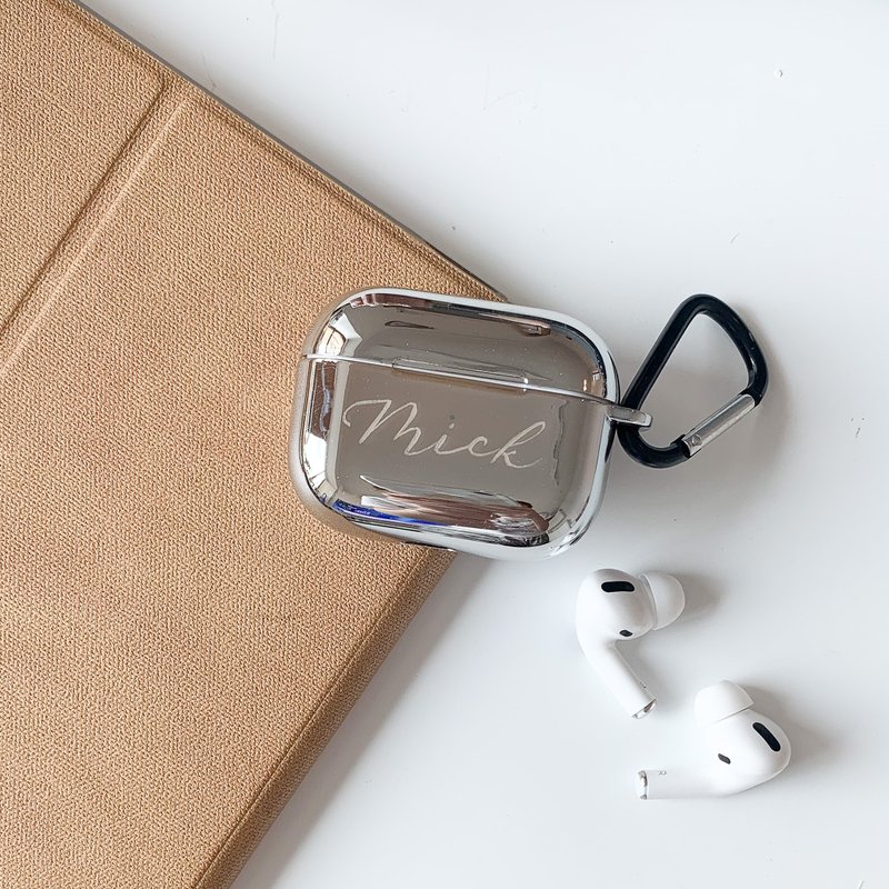 AirPods Pro 保護套 銀色 客製化 英文書法人手刻字 - 手機配件 - 矽膠 銀色