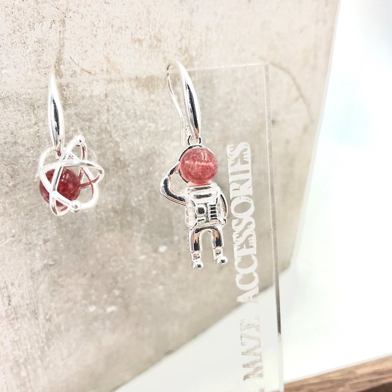 Astronaut Silver 925 & Crystal Earrings - ต่างหู - เงินแท้ สีแดง
