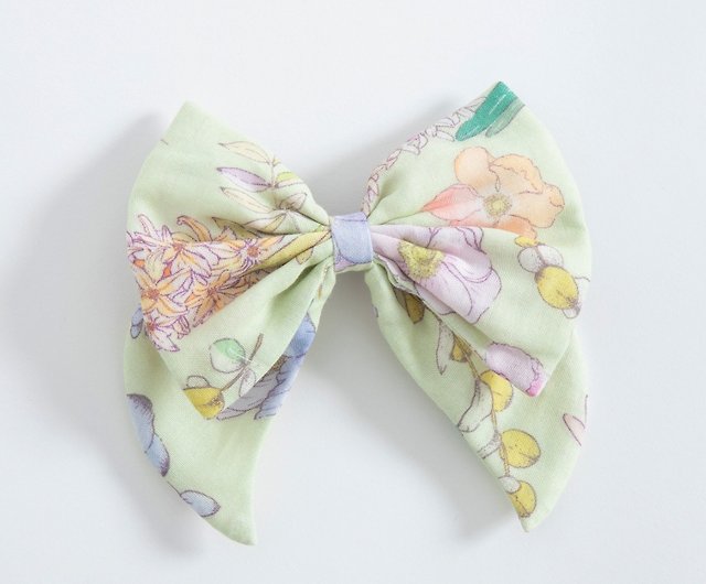 Polly Print] Flowers Small Bow Spring Clip Hair Accessories British Garden  Bunny Charlotte - Shop Polly on the terrace Hair Accessories - Pinkoi