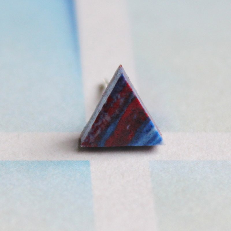 ▽小さな三角形のイヤリング▽108 /ファイル名を指定して実行地獄のよう▽シングル - ピアス・イヤリング - 粘土 レッド