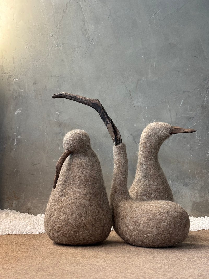 Birds of the North – Handcrafted Felt Sculptures - 其他 - 羊毛 咖啡色