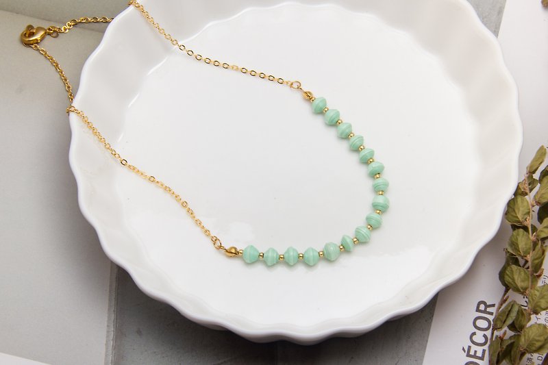 Simple style single row necklace (multicolor optional) - สร้อยคอ - กระดาษ หลากหลายสี