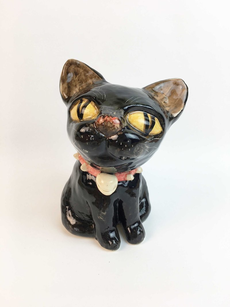 Nice Little Clay Stereo Hand Ornament_Red Rivet Collar Black Cat 0501-06 - Items for Display - Pottery Black