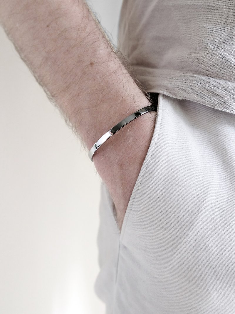 Two-Tone Minimal Cuff Bracelet | Polished Grey x Silver | Personalised Gift - สร้อยข้อมือ - สแตนเลส สีเทา