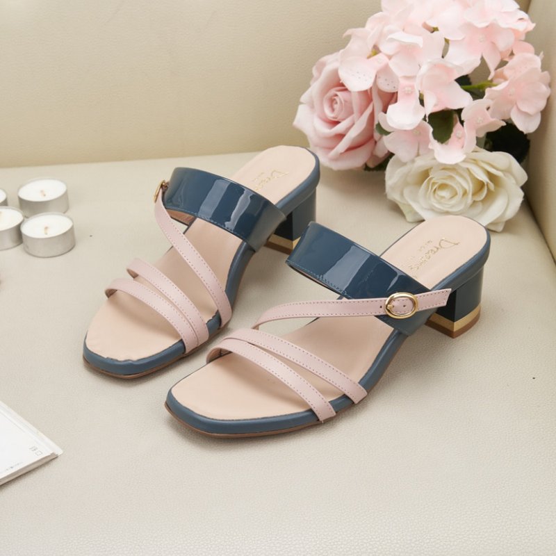 Air cushion_MIT genuine leather color matching thin strap square toe low heel slippers gray blue paint - รองเท้าส้นสูง - หนังแท้ สีน้ำเงิน