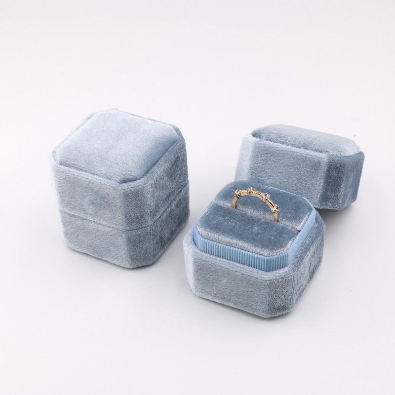 Delicate Octagon Ring Box Champagne Blue Proposal Box Ring Box - กล่องเก็บของ - ผ้าฝ้าย/ผ้าลินิน 