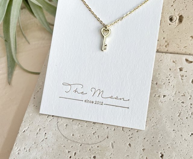 18KGF】Heart Gold Key Necklace - First Heart #Matching Heart Shape - Shop  The Moon Accessories Necklaces - Pinkoi