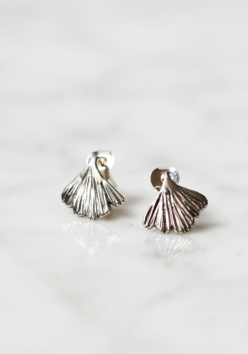 Petite Fille Handmade Jewelry Maidenhair Fern Sterling Silver Earrings Stud Earrings - Earrings & Clip-ons - Sterling Silver Silver