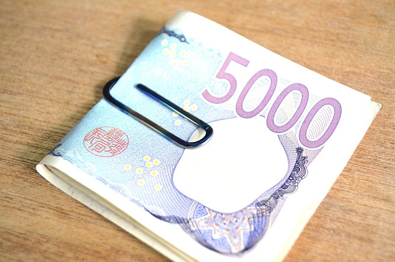 Titanium money clip・ゼムクリップ型64チタンマネークリップ・55mm・受注生産 - 錢包/皮夾/長短夾 - 其他金屬 多色