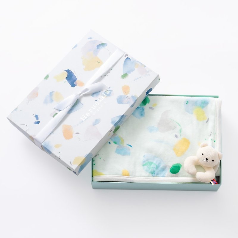 日本Haruulala【嬰兒毯 熊搖鈴禮盒】限定英文繡字 有機棉寶寶禮 - 滿月禮物 - 棉．麻 白色