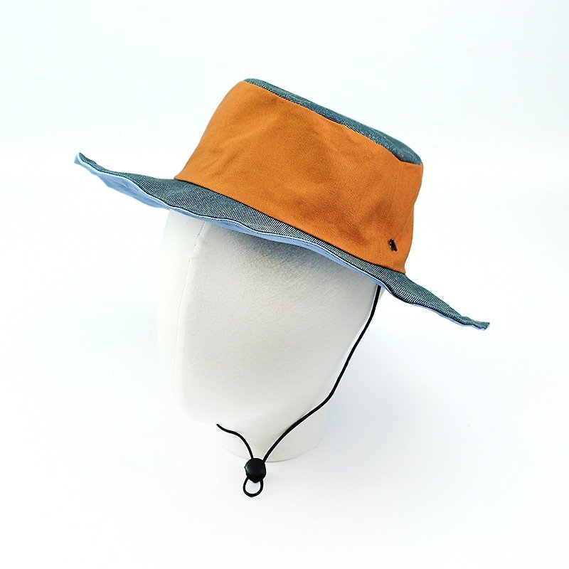 Cow Village Calf Village Men's and Women's Hand-made Double-sided Hat Customized Gentleman's Hat Neutral Cap Cocktail Sprayer's Hooded [H-378] - หมวก - ผ้าฝ้าย/ผ้าลินิน สีนำ้ตาล