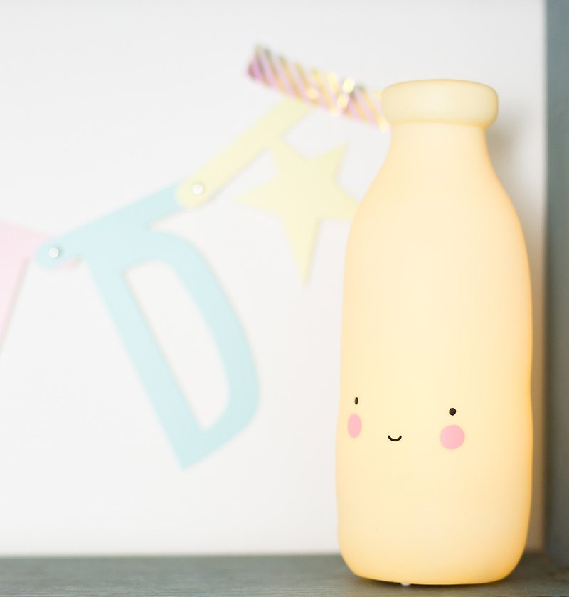 [NG box damage, please consider before placing an order] a Little Lovely Company Juice Milk Night Light- - Other - Plastic Yellow