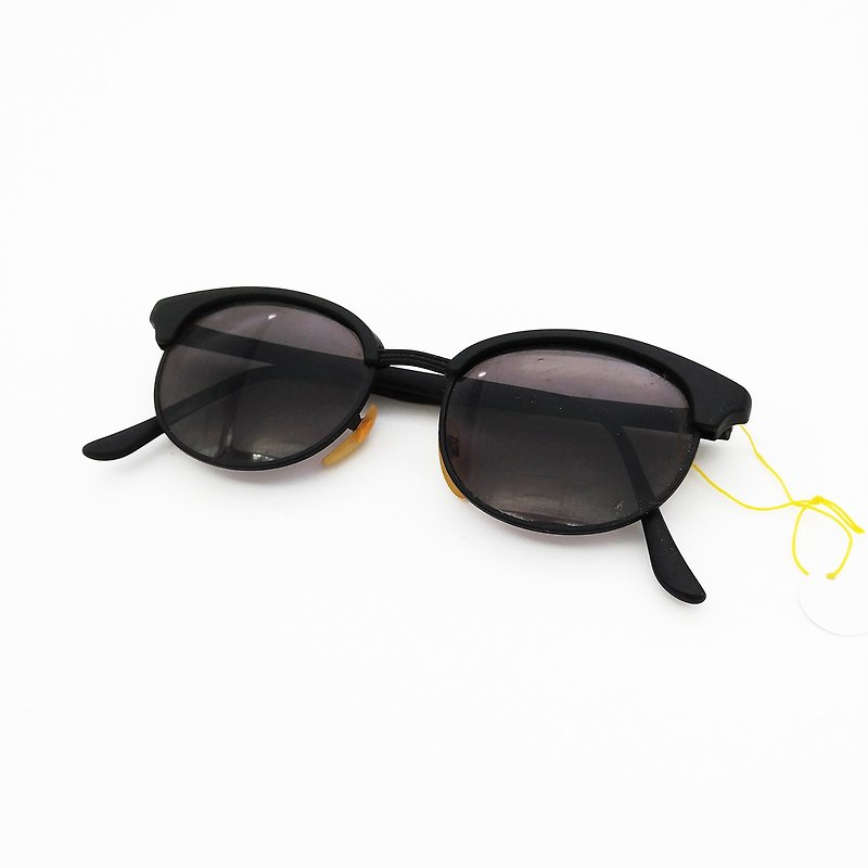 Detached glasses line / handmade plate sunglasses no.24 vintage - Glasses & Frames - Other Materials Black