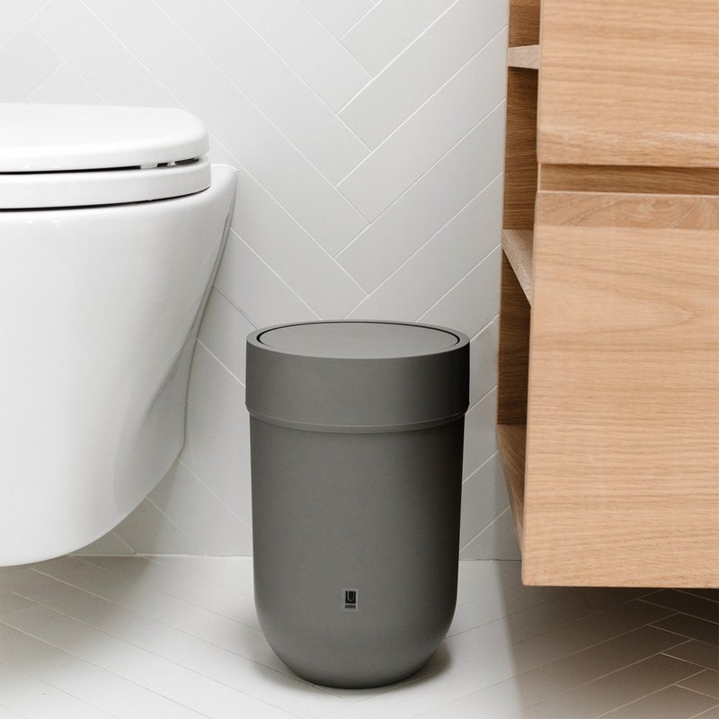 【Umbra】Touch搖擺蓋垃圾桶(棕灰) | 回收桶 - 垃圾桶 - 塑膠 白色