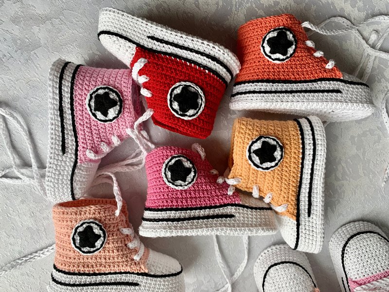 Cute Converse Baby Booties Baby Newborn Shoes Gift Baby Reveal Party Family Look - 嬰兒鞋/學步鞋 - 棉．麻 粉紅色
