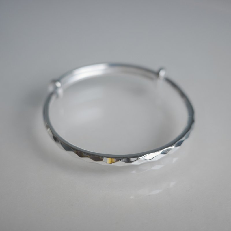 999純銀 菱角切面baby手鐲 兒童手鐲 周歲禮物 嬰兒飾品 彌月禮物 - 嬰兒手鍊/飾品 - 純銀 銀色