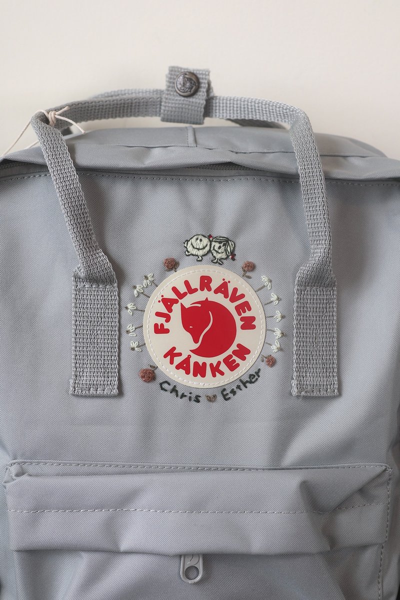 Mr happy theme // kanken Classic light gray bag - กระเป๋าเป้สะพายหลัง - เส้นใยสังเคราะห์ 