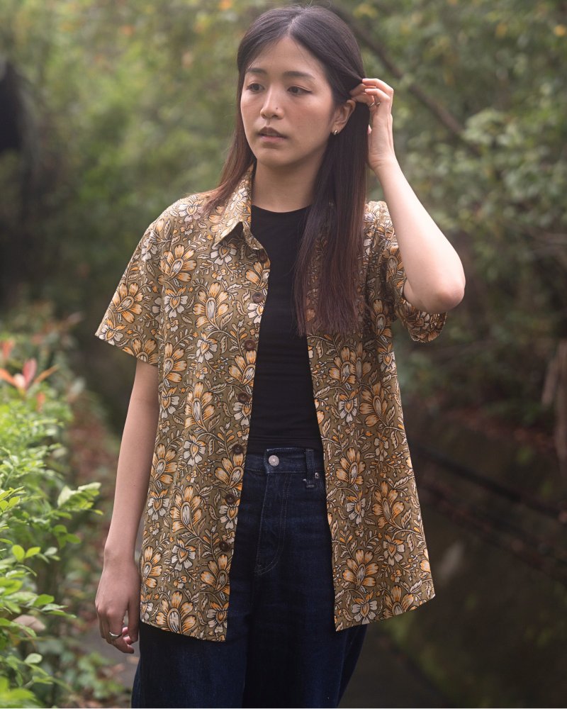 印度蓋染工藝純棉 女生襯衫 － 風鈴木黃 - 女襯衫 - 棉．麻 多色