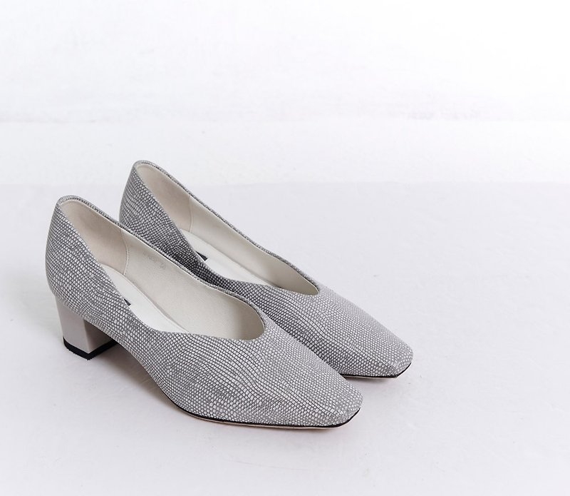Square head round with V mouth leather thick heel shoes gray - High Heels - Genuine Leather Silver