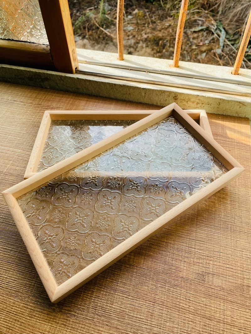 ベゴニアフラワーロングトレイ - まな板・トレイ - 木製 